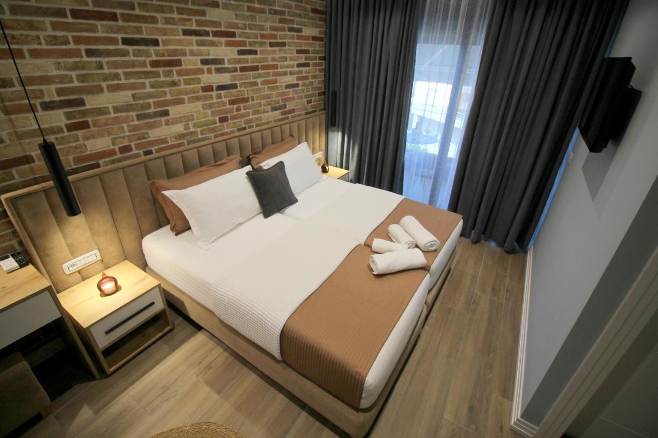 Ngjela Apartments Sarandë Esterno foto