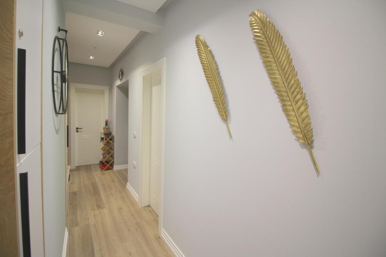 Ngjela Apartments Sarandë Esterno foto